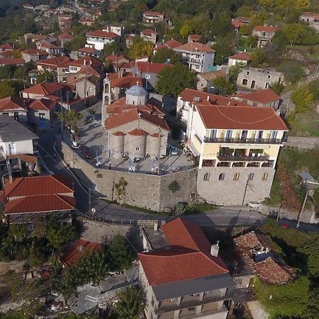 Hotel Isaraiko Spiti Agia Theodora Isaris Екстериор снимка