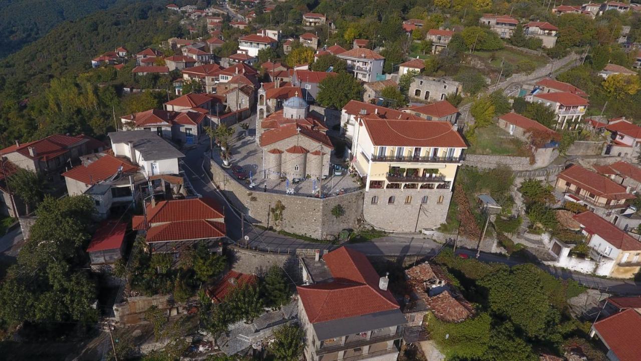 Hotel Isaraiko Spiti Agia Theodora Isaris Екстериор снимка